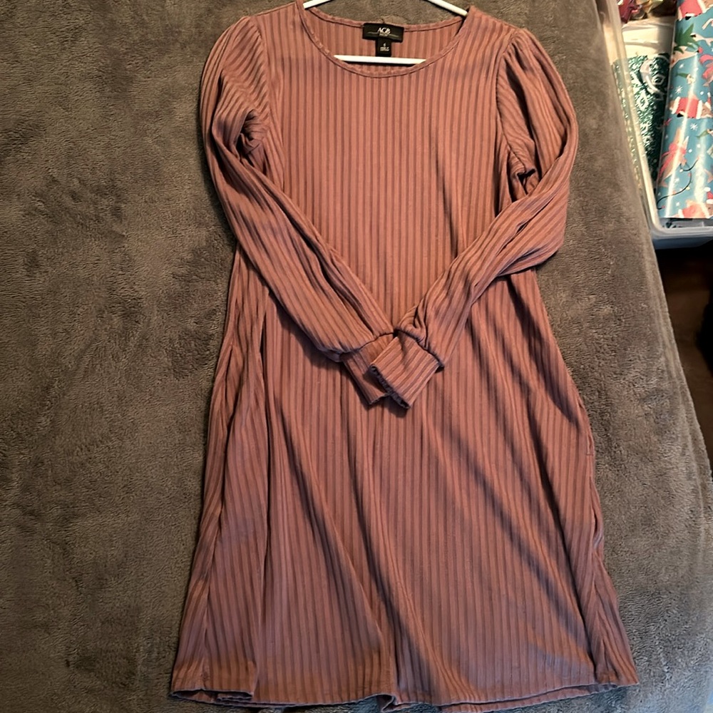 AGB dress size small. Super cute with pockets